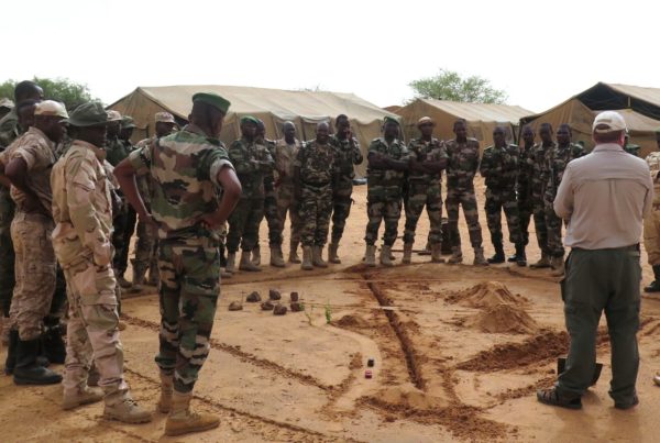 Sand Modelling Demonstration - apacity Building activity in Niger